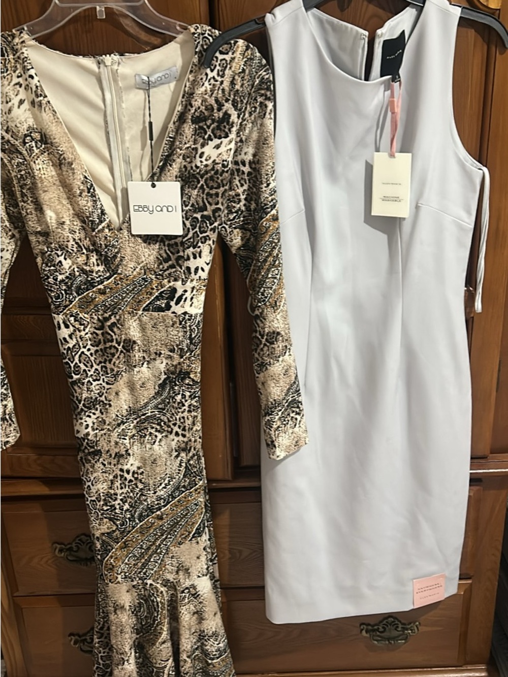 Dress bundle Alex Marie Light Gray Sleeveless Dress and animal print